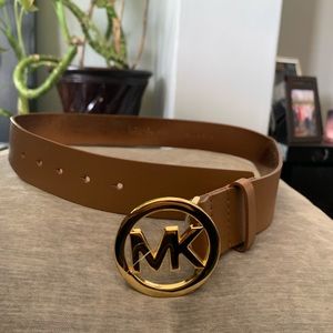 Michael Kors belt